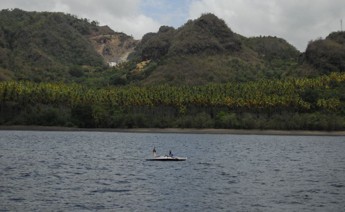 Cumberland Bay sur l'île de Saint Vincent Cumberland Bay sur l'île de Saint Vincent