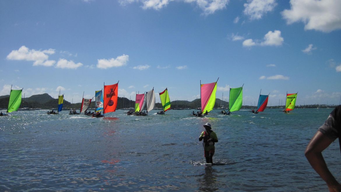 Course de yoles rondes en Martinique Course de yoles rondes en Martinique