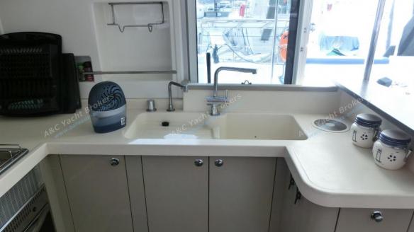 Double sink in the galley Double sink in the galley