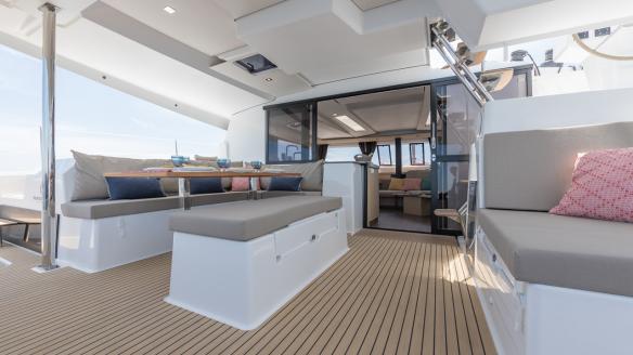 View of the cockpit View of the cockpit