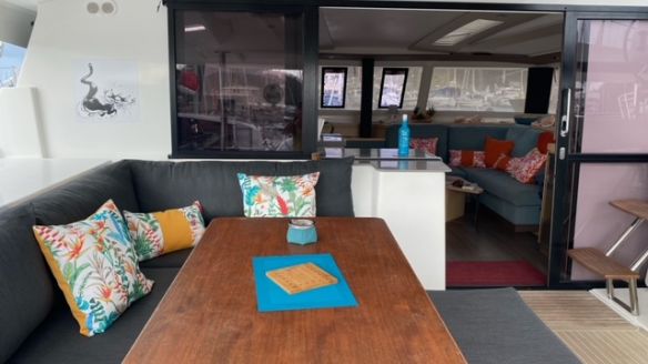 Cockpit table of the saona waouw Cockpit table of the saona waouw